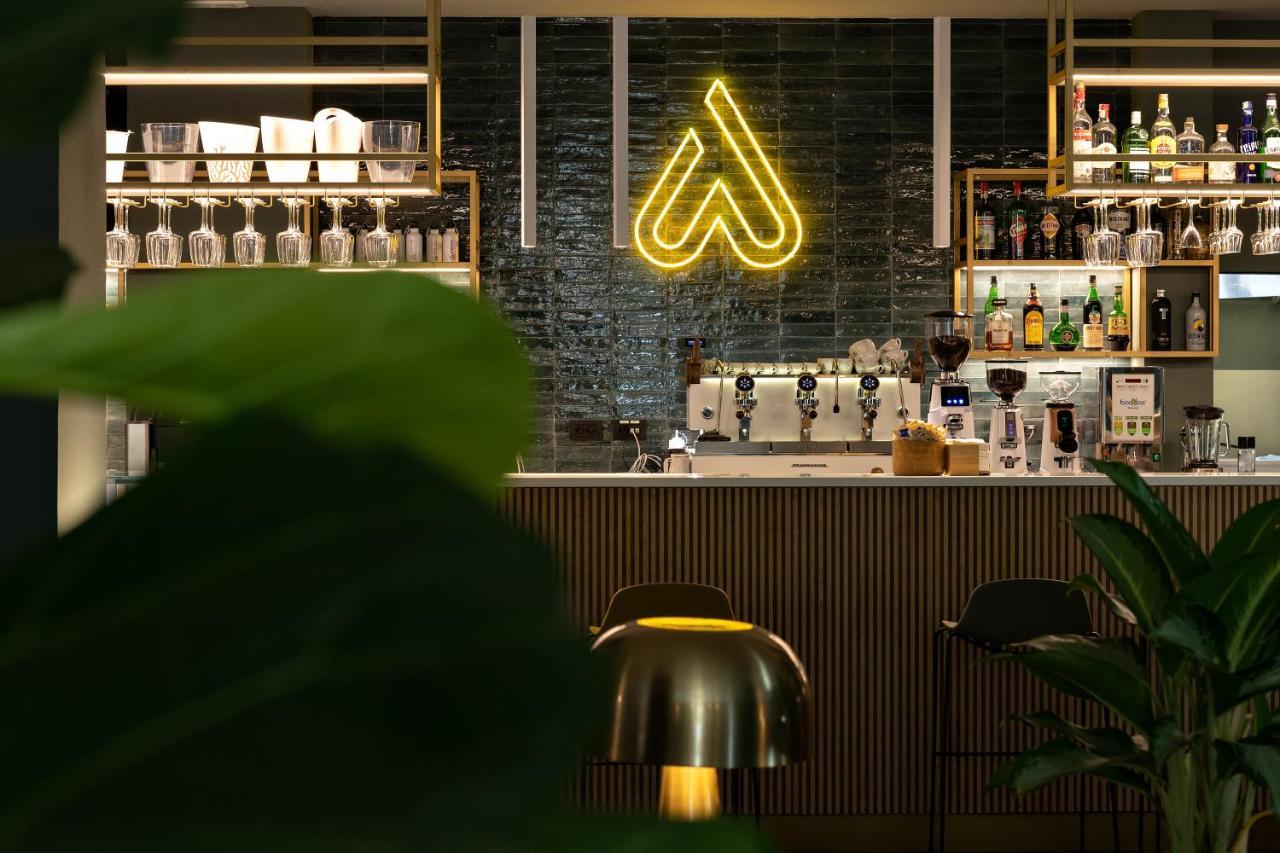Arryvo Hotel Лечче Екстер'єр фото